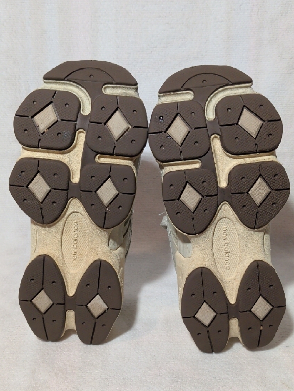 New Balance Kids Green and Light Gray Mesh Suede Sneakers - Picture 9 of 9